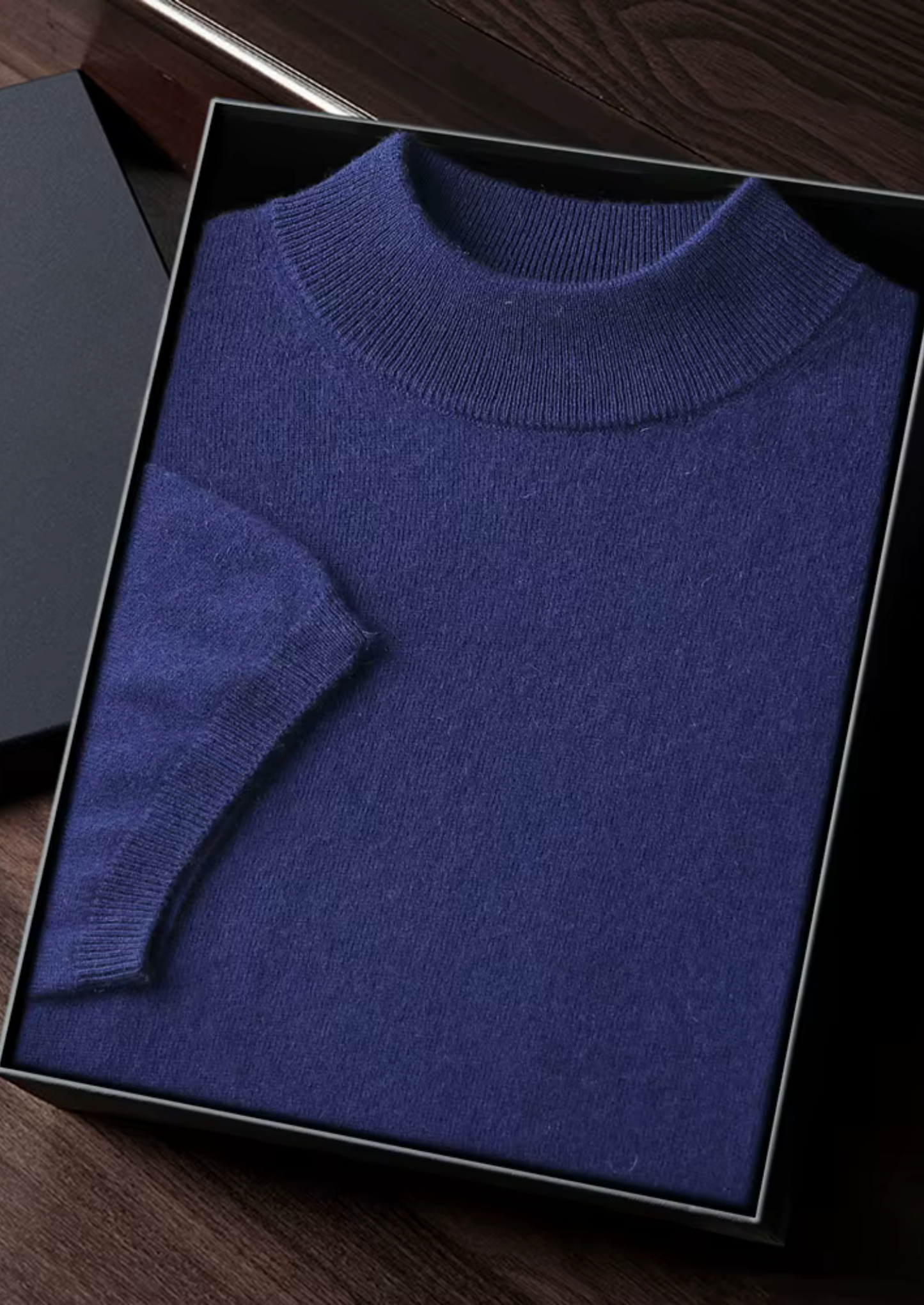 100% CASHMERE MOCK NECK T-SHIRT