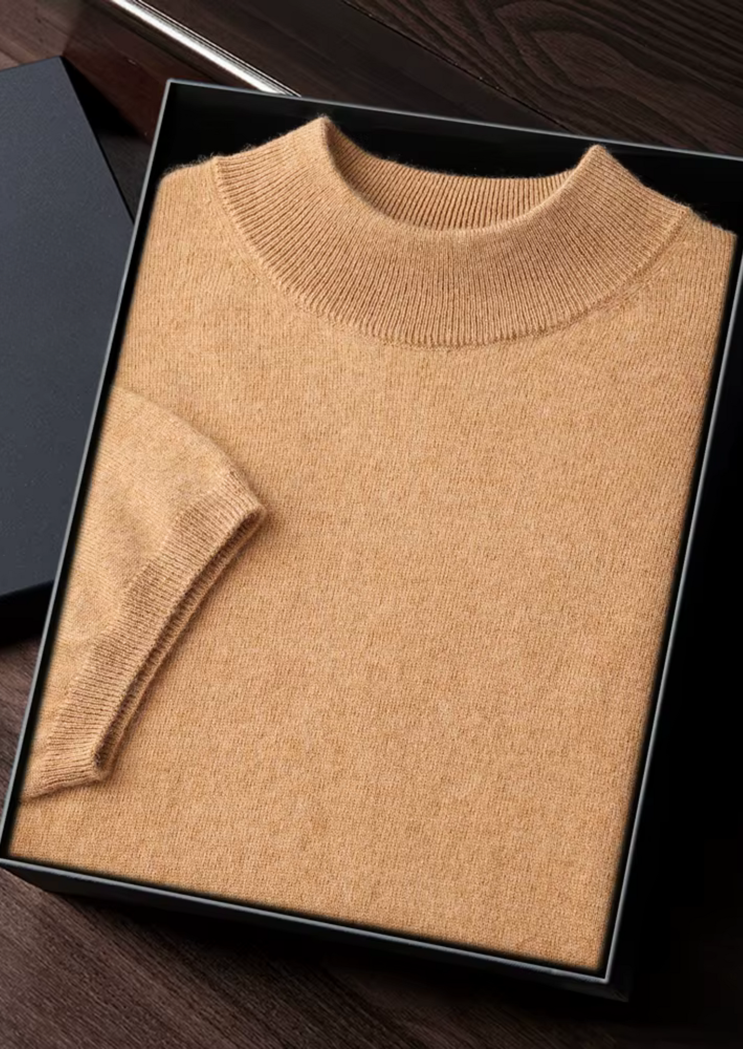 100% CASHMERE MOCK NECK T-SHIRT