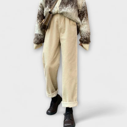Malia - Loose Casual Pants in Corduroy