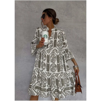 Irish™ | Elegant V‑Neck Printed Dress