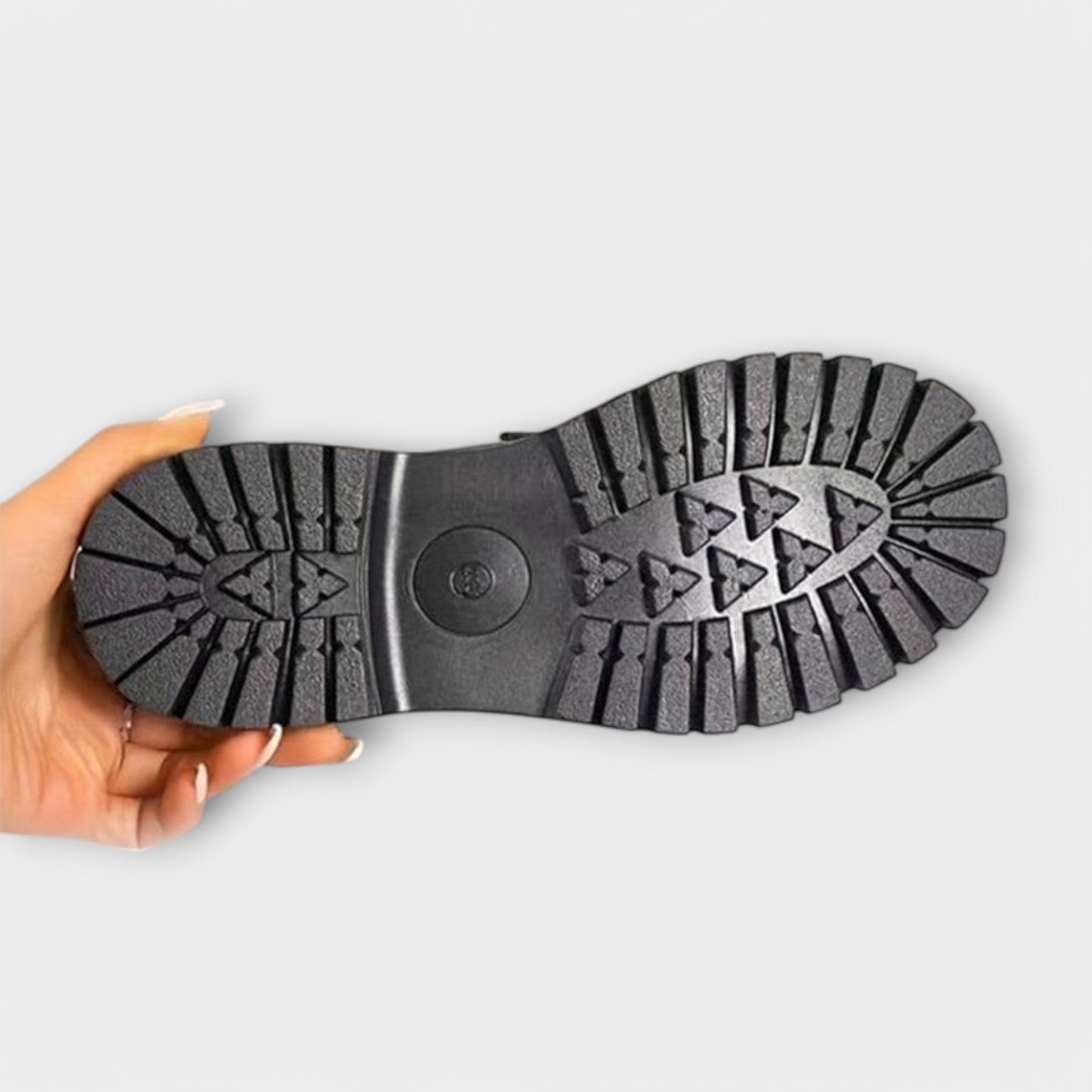 Alisa - Classic Loafer